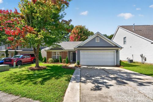 5327 Fernhill Dr, Charlotte, NC, 28217-0249 | Card Image