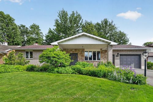 1628 Grant Ave, Cornwall, ON, K6J5J4 | Card Image