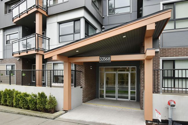 307 - 33568 George Ferguson Way, Condo with 2 bedrooms, 2 bathrooms and 1 parking in Abbotsford BC | Image 2