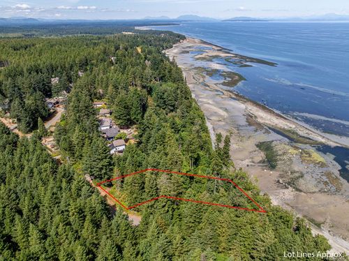 15 Serenity Dr, Merville, BC, V0R2M0 | Card Image