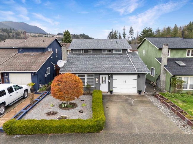 3227 Harwood Avenue, House other with 3 bedrooms, 2 bathrooms and 4 parking in Coquitlam BC | Image 36