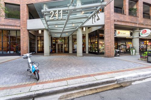 apt-2806-211 E Ohio St, Chicago, IL, 60611-7217 | Card Image