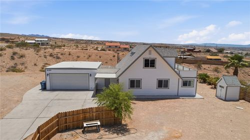 3130 Larkwood Ave, Bullhead City, AZ, 86429-7133 | Card Image
