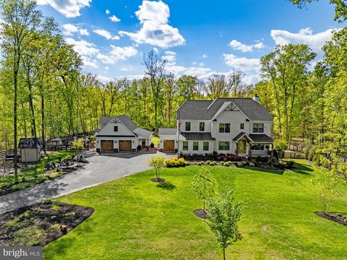 8794 Buckland Mill Rd, GAINESVILLE, VA, 20155-2016 | Card Image