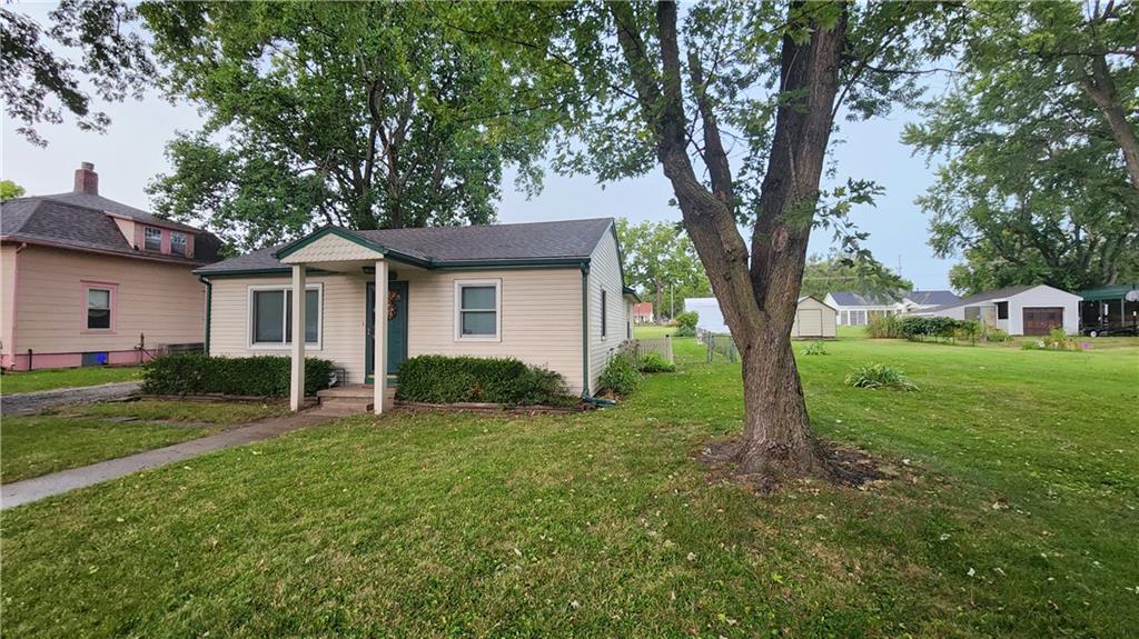 Jefferson St, Raymore, MO 64083