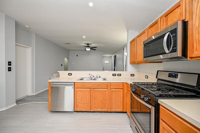 7610 Yucca Field Dr, House other with 3 bedrooms, 2 bathrooms and 2 parking in Cypress TX | Image 15