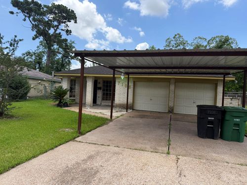 7106 Haverton Dr, Houston, TX, 77016-2332 | Card Image