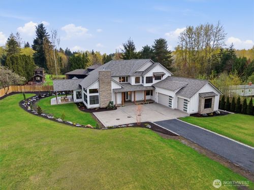 17218 & 17220 Ne Woodinville Duvall Rd, Woodinville, WA, 98072-9674 | Card Image