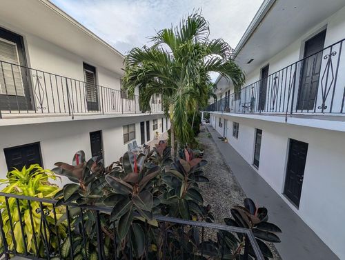 apt-12-2830 Fillmore St, Hollywood, FL, 33020-4257 | Card Image