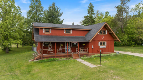 989 Trout Lake Rd, Bovey, MN, 55709-8629 | Card Image