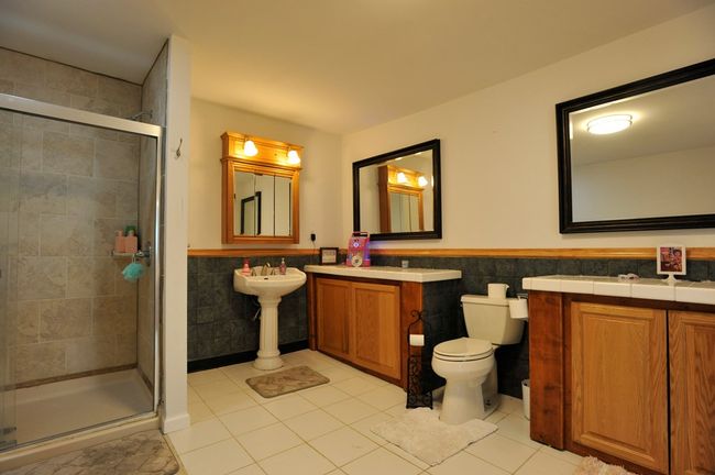 8032 County Route 70, House other with 5 bedrooms, 4 bathrooms and null parking in Avoca NY | Image 35