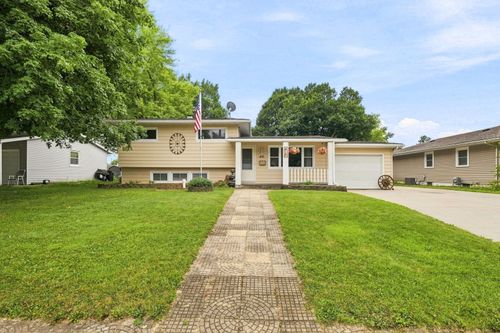 415 Maple Drive, Morris, IL, 60450 | Card Image