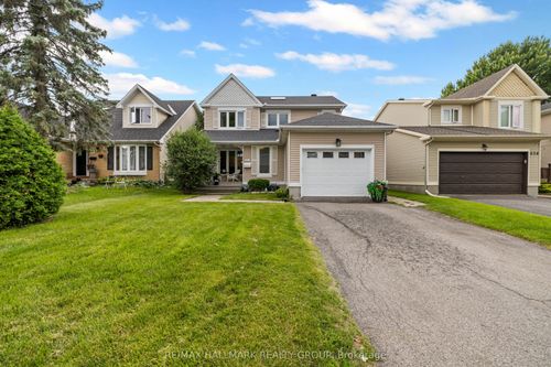 652 Thicket Way, Orléans, ON, K4A3A7 | Card Image