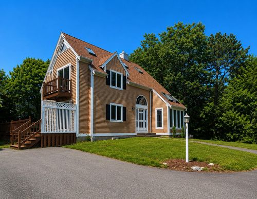 131 Whippoorwill Cir, Mashpee, MA, 02649-4546 | Card Image