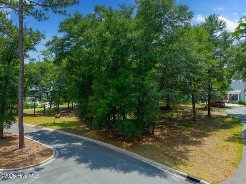 3627 White Cliffs Dr, Castle Hayne, NC, 28429-8001 | Card Image