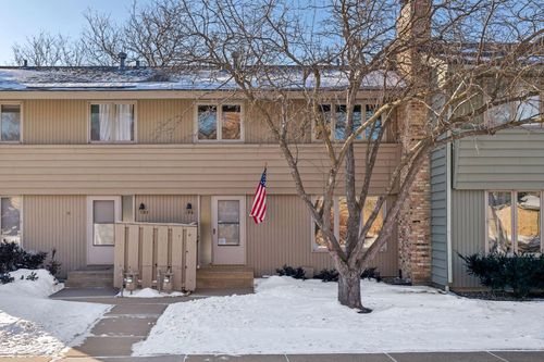 196 Windsor Ln, New Brighton, MN, 55112-3366 | Card Image