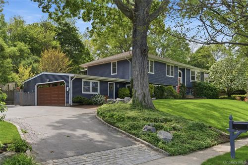 37 Mckay Rd, Huntington Station, NY, 11746-1316 | Card Image
