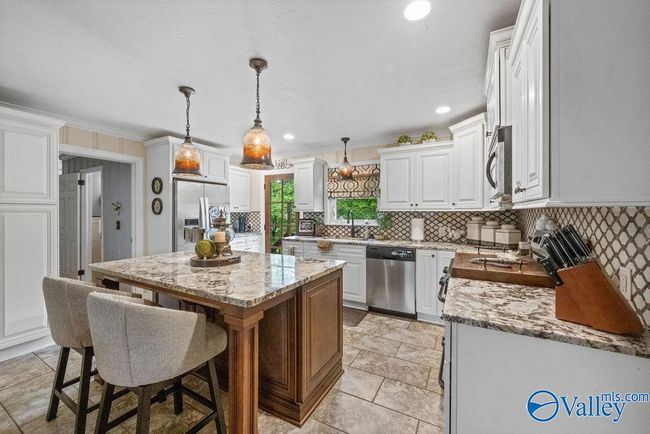 614 Davis Dr, House other with 3 bedrooms, 4 bathrooms and null parking in Glencoe AL | Image 11