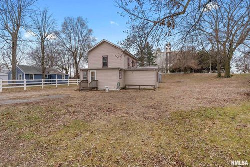 410 2nd St, New Boston, IL, 61272-8214 | Card Image