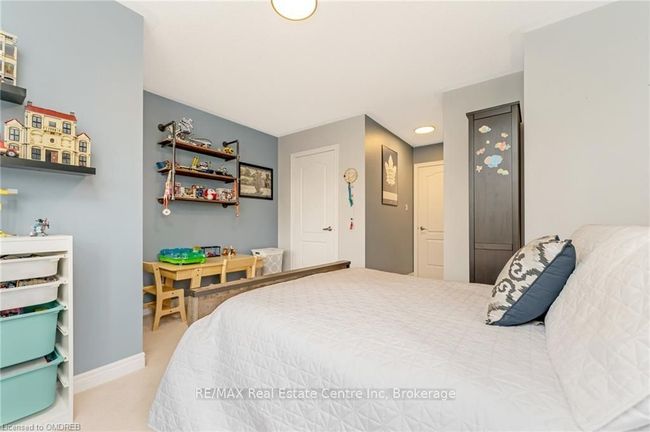 344 Landsborough Ave, House attached with 3 bedrooms, 4 bathrooms and 2 parking in Milton ON | Image 34