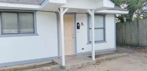 a-105 E Tyler St, Ennis, TX, 75119-3135 | Card Image