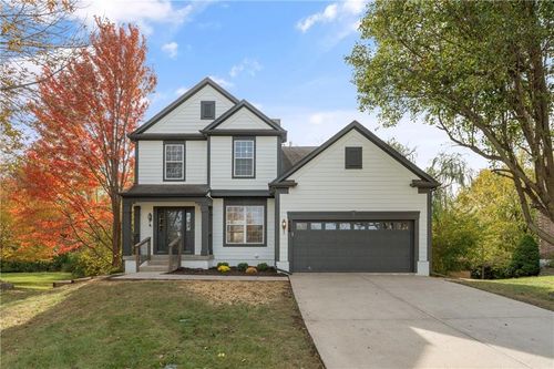 15457 W 155th Ter, Olathe, KS, 66062-3773 | Card Image