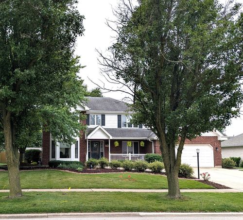 600 Beech Ln, New Lenox, IL, 60451-3327 | Card Image