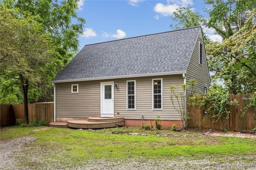 6512 Walter Reed Dr, Gloucester, VA, 23061-3909 | Card Image
