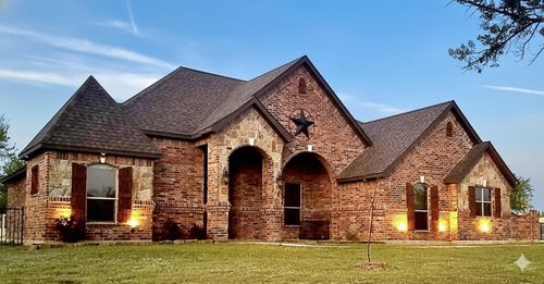 407 Miramar Cir, Weatherford, TX, 76085-2843 | Card Image