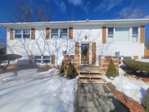 11 Edward Dr, Loch Sheldrake, NY, 12759-7716 | Card Image