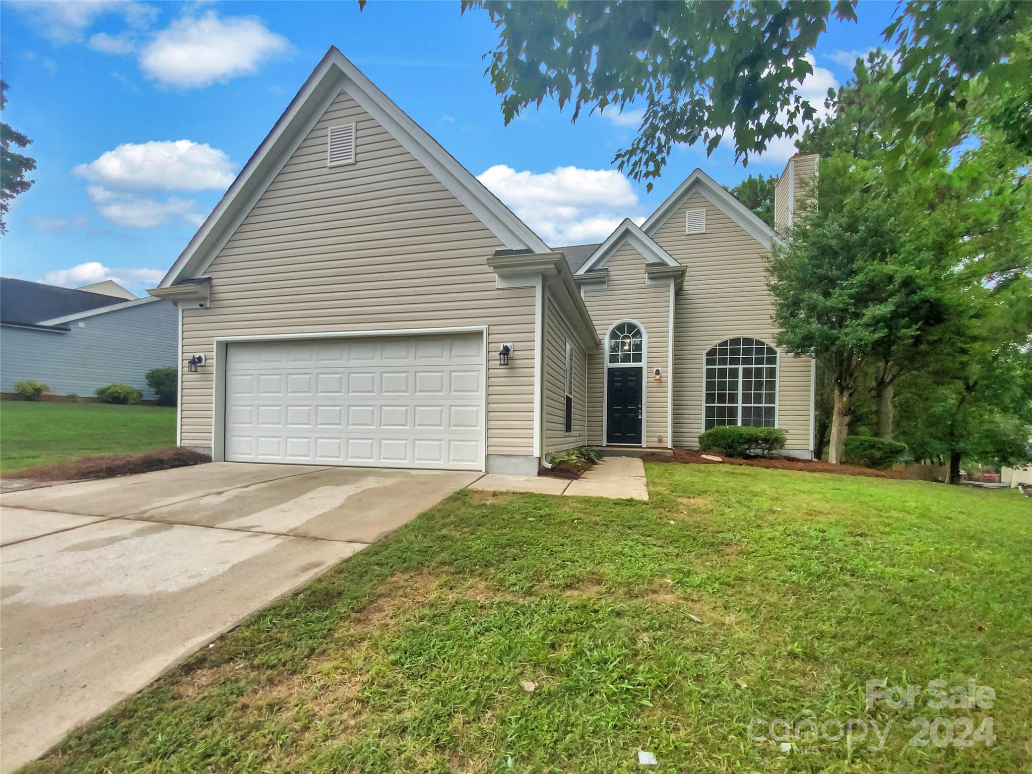 Garrison Ct, Concord, NC 28025