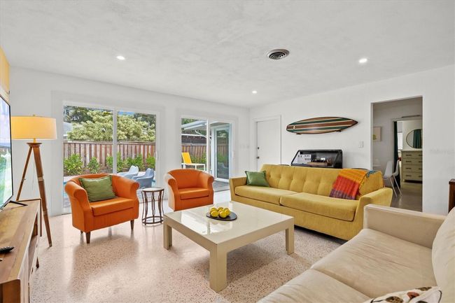 2473 Davis Blvd, House other with 3 bedrooms, 2 bathrooms and null parking in Sarasota FL | Image 10