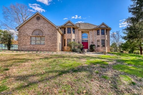 15 Scenic Dr, Ewing, NJ, 08628-2239 | Card Image