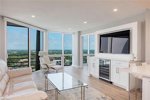 ph-2-4751 Gulf Shore Blvd N, NAPLES, FL, 34103-2638 | Card Image
