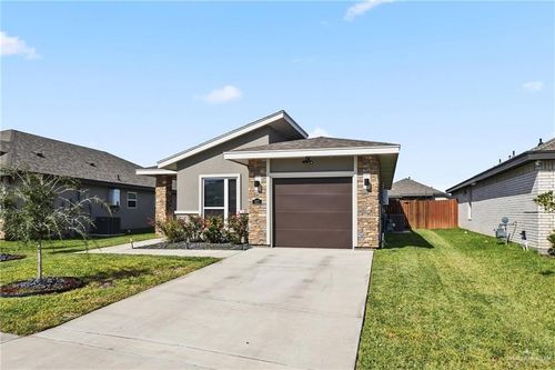 917 W Yellow Bells St, Edinburg, TX, 78541-0830 | Card Image