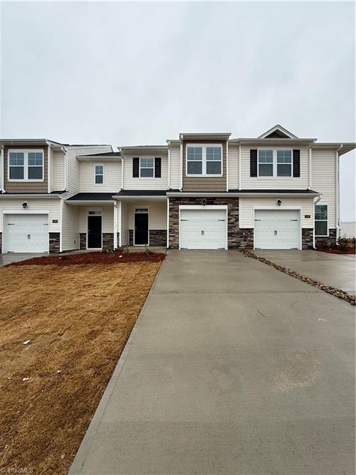 1692 Hallview Ct, Kernersville, NC, 27284-6738 | Card Image