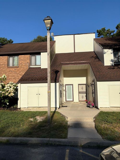 22 Country Spruce Ln, Egg Harbor Township, NJ, 08234-1859 | Card Image