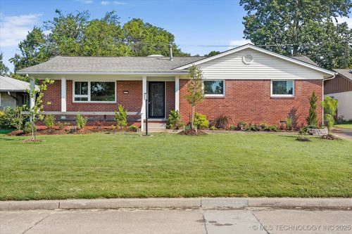 5125 E 27th Pl, Tulsa, OK, 74114-4911 | Card Image