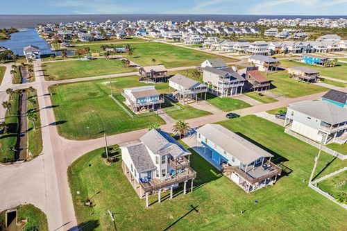 23013 Camino St, Galveston, TX, 77554 | Card Image