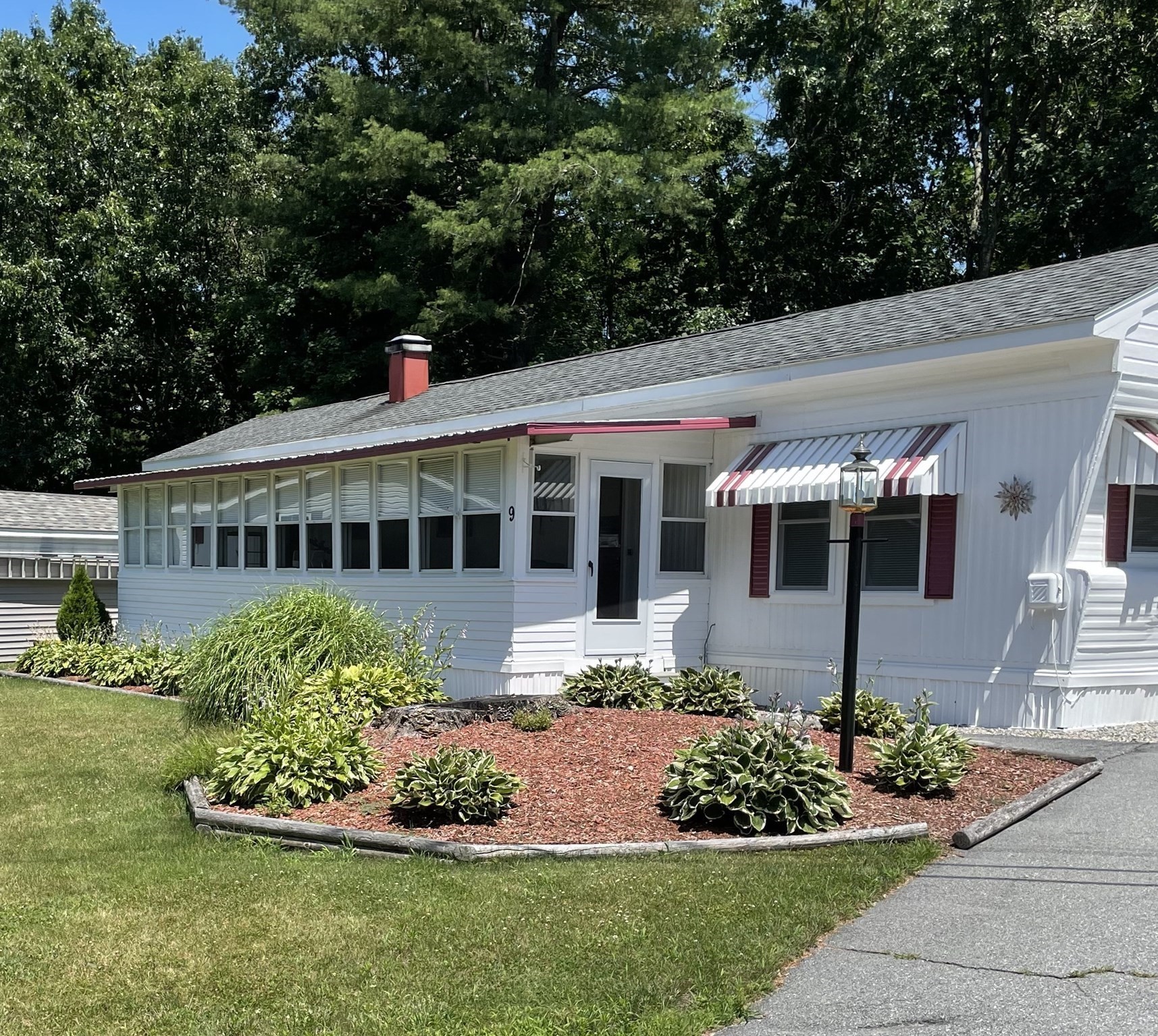 Brenda St, Nashua, NH 03062