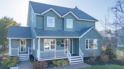 20 Hodder Ave, North Sydney, NS, B2A3W9 | Card Image