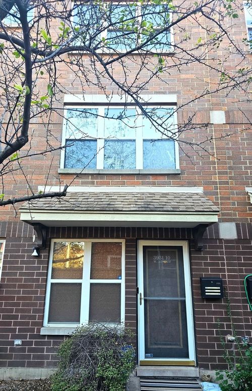 10-3951 W Ainslie St, Chicago, IL, 60625-6350 | Card Image