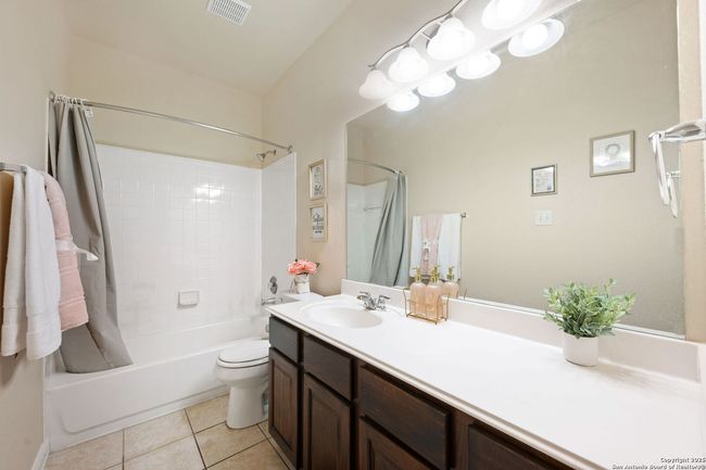 1905 Walter Raleigh, House other with 4 bedrooms, 2 bathrooms and null parking in Windcrest TX | Image 13