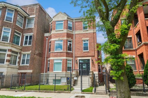 2-4528 S King Dr, CHICAGO, IL, 60653-4112 | Card Image