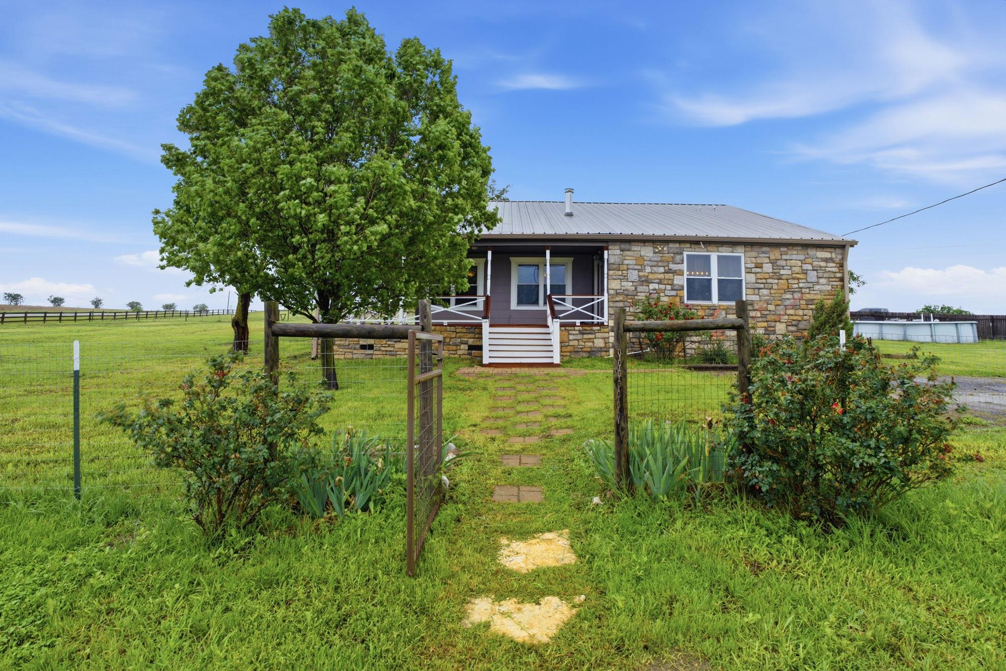 Residential in Coupland 2