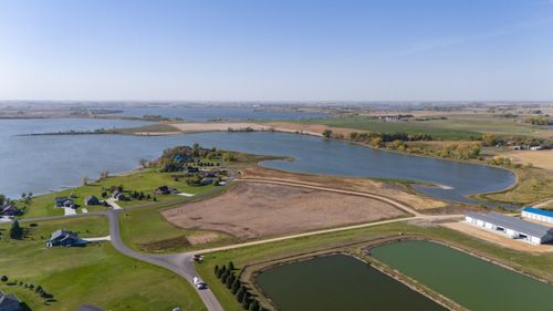 2-erickson-drive-4 Harvest Moon Bay, Arlington, SD, 57212 | Card Image
