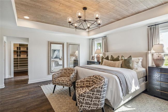 Owner's Bedroom | Image 25