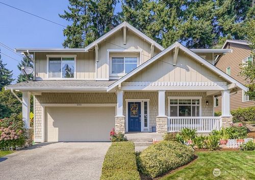 2312 108th Avenue Se, Bellevue, WA, 98004 | Card Image