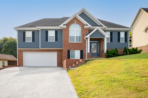 5653 Caney Ridge Cir, Ooltewah, TN, 37363-5550 | Card Image
