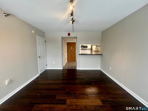 apt-1403-127 Greyrock Pl, Stamford, CT, 06901-3112 | Card Image